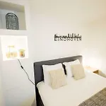 Upscale 90m2 Two Bedroom - Ks8b