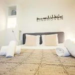 Upscale 90m2 Two Bedroom - Ks8b