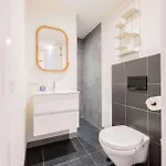 Upscale 90m2 Two Bedroom - Ks8b *