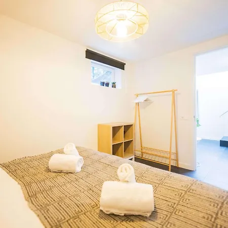 Upscale 90m2 Two Bedroom - Ks8b * Eindhoven