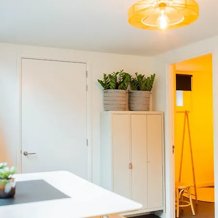 Lägenhet Upscale 90m2 Two Bedroom - Ks8b *
