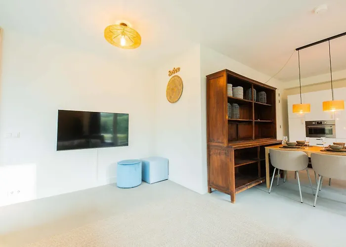 Upscale 90m2 Two Bedroom - Ks8b *