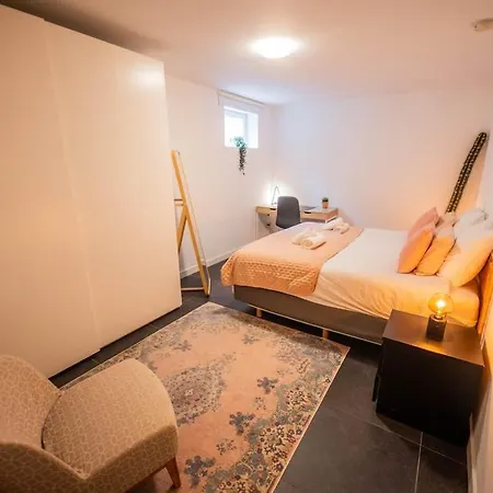 Upscale 90m2 Two Bedroom - Ks8b