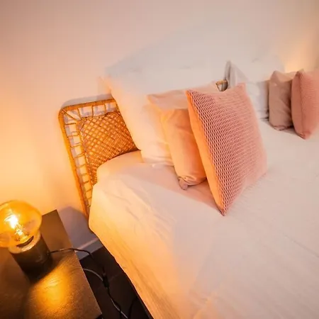 Upscale 90m2 Two Bedroom - Ks8b *