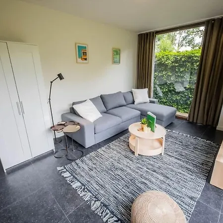 Upscale 90m2 Two Bedroom - Ks8b