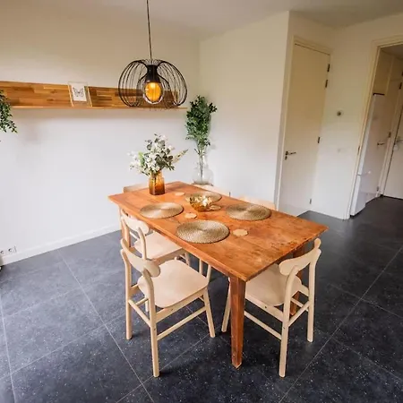 Upscale 90m2 Two Bedroom - Ks8b Apartment *