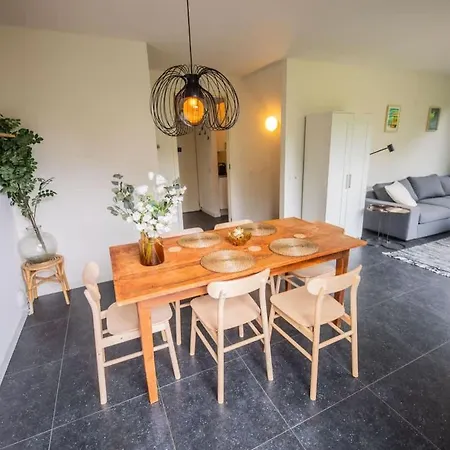 Apartment Upscale 90m2 Two Bedroom - Ks8b *