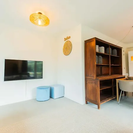 Upscale 90m2 Two Bedroom - Ks8b *