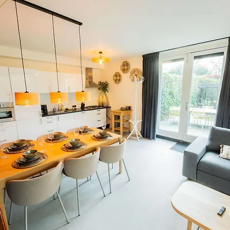 Upscale 90m2 Two Bedroom - Ks8b Appartement *