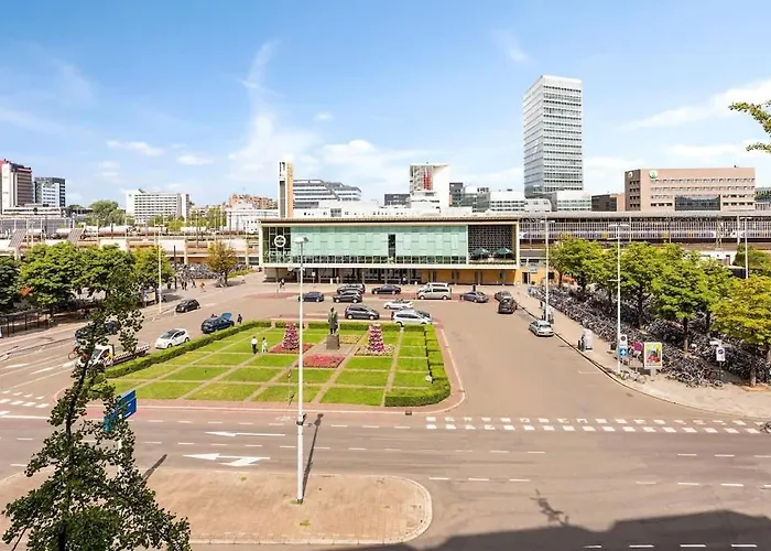 Upscale 90m2 Two Bedroom - Ks8b Eindhove