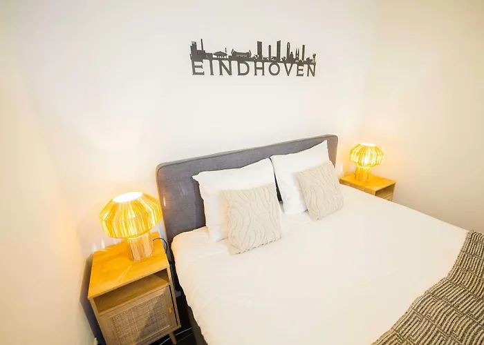 Upscale 90m2 Two Bedroom - Ks8b Eindhove