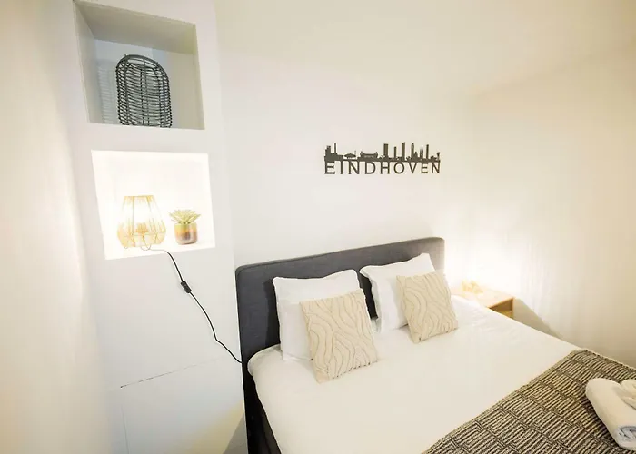 Upscale 90m2 Two Bedroom - Ks8b