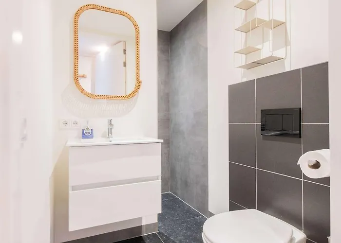 Upscale 90m2 Two Bedroom - Ks8b *