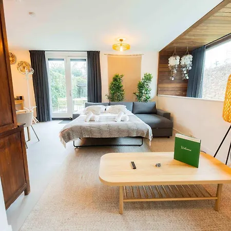 Апартаменты Upscale 90m2 Two Bedroom - Ks8b *