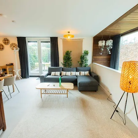 Upscale 90m2 Two Bedroom - Ks8b Апартаменты *